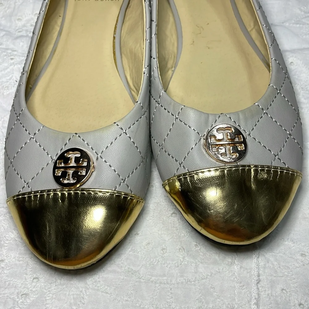 HP!! Tory Burch Gray & Gold Ballet Flats with Logo Medallion - Picture 11 of 12
